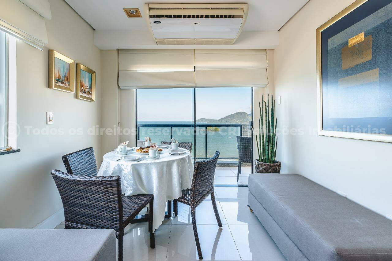 Foto do imóvel Apartamento Mobiliado Frente Mar com 03 Suítes á venda em Balneário Camboriú no Edifício Concorde