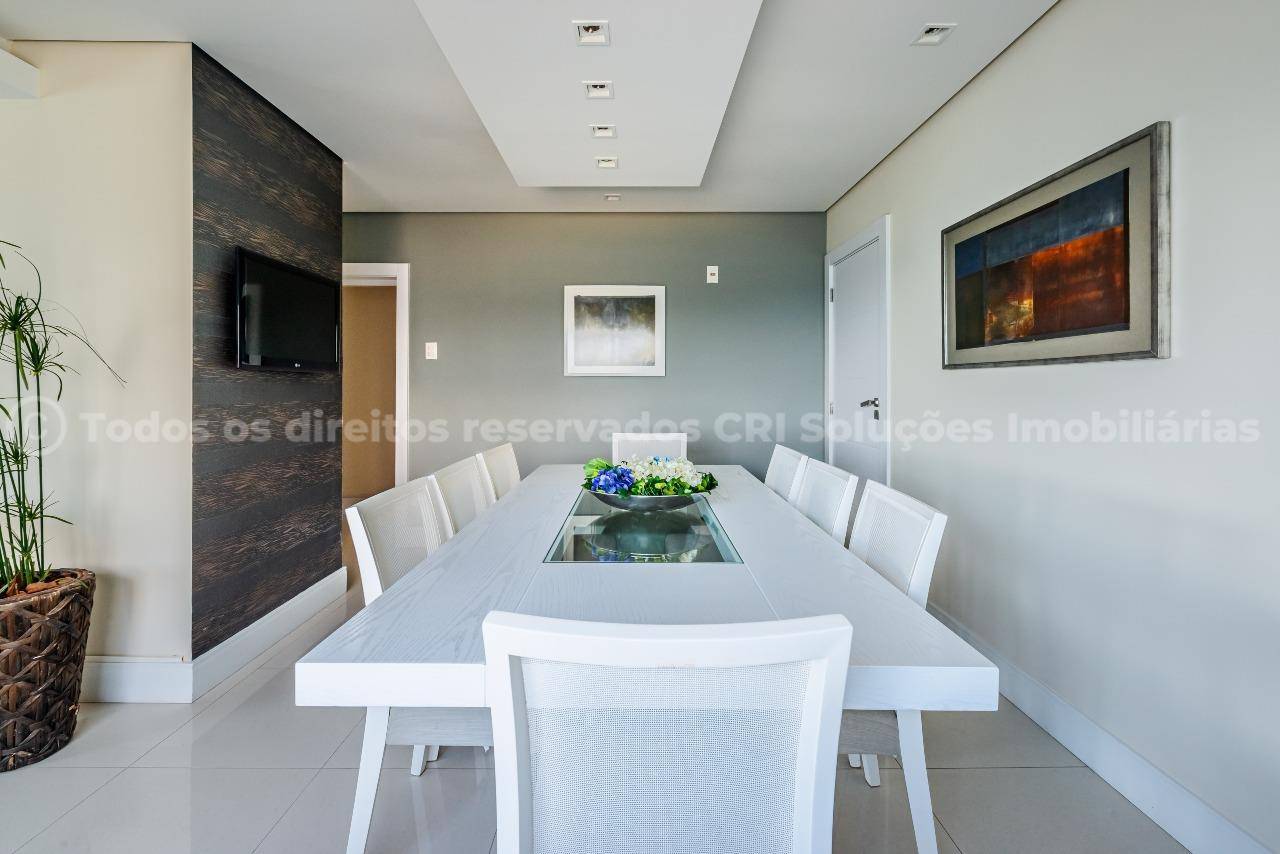 Foto do imóvel Apartamento Mobiliado Frente Mar com 03 Suítes á venda em Balneário Camboriú no Edifício Concorde