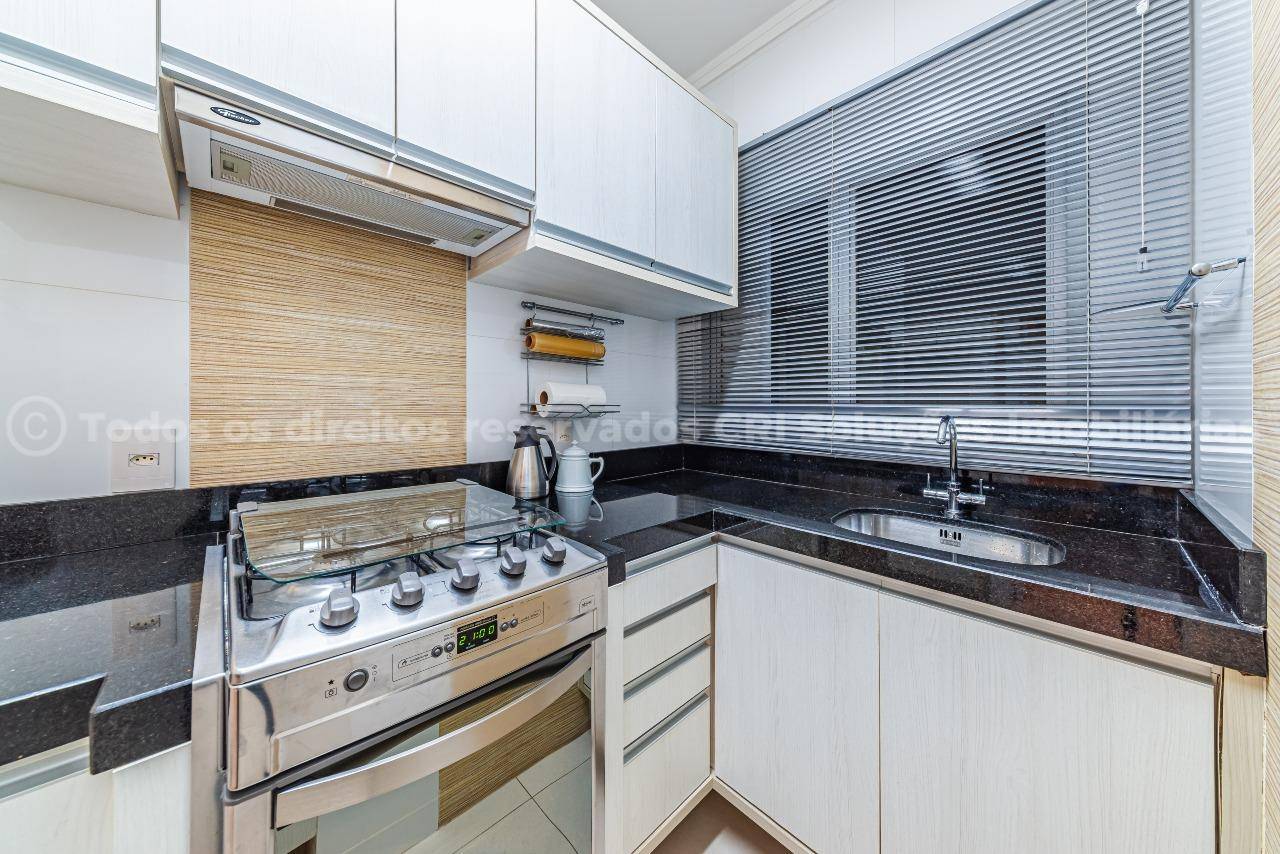 Foto do imóvel Apartamento Mobiliado Frente Mar com 03 Suítes á venda em Balneário Camboriú no Edifício Concorde