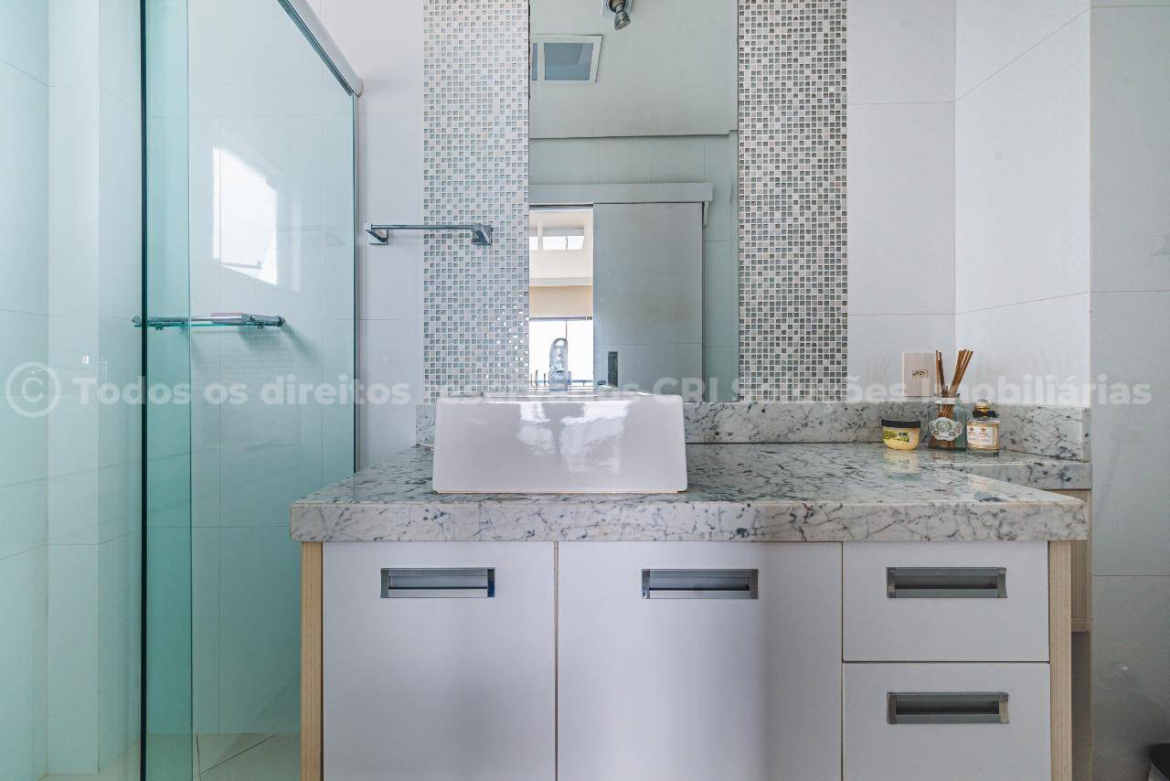 Foto do imóvel Apartamento Mobiliado Frente Mar com 03 Suítes á venda em Balneário Camboriú no Edifício Concorde