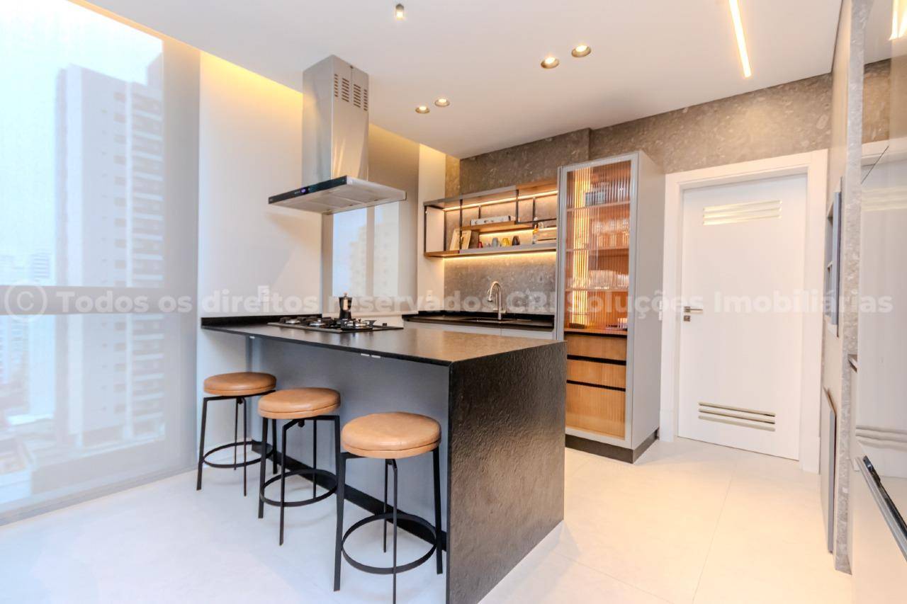 Foto do imóvel Apartamento no Edifício Soho Village com 4 dormitórios no Centro de Balneário Camboriú | Vida na praia