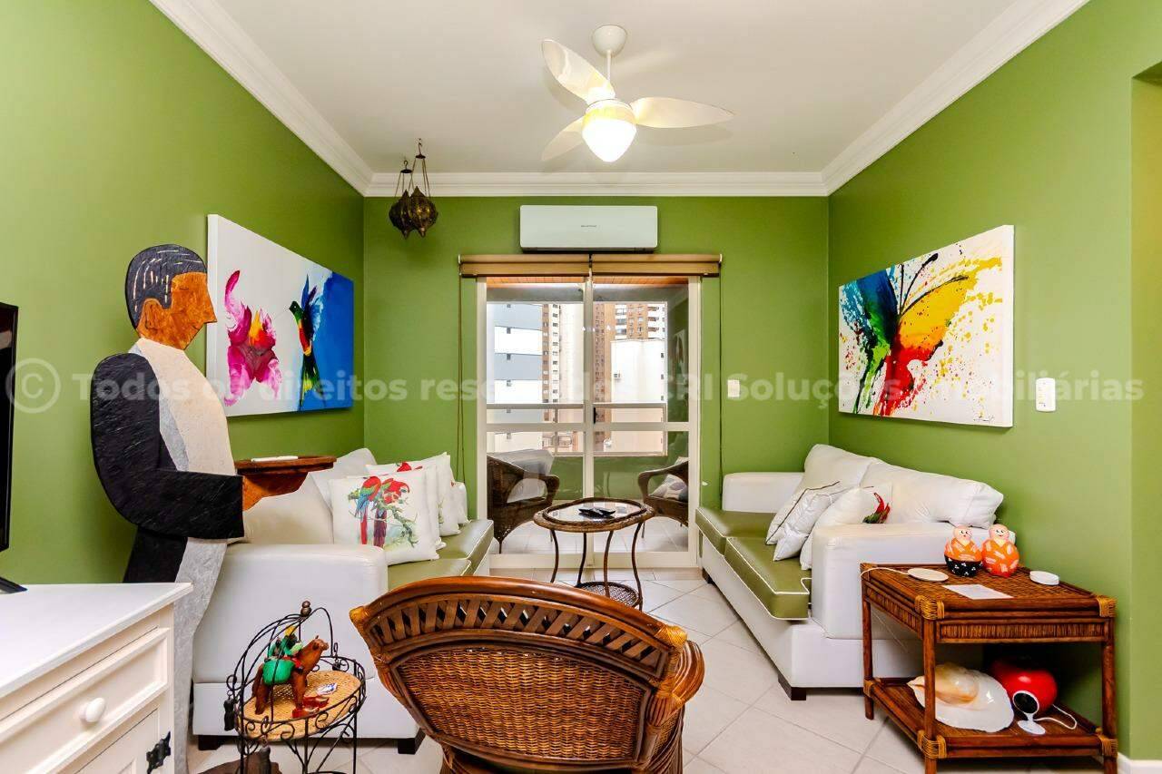 Apartamento com 3 quartos no edifício Dom Maurício no Centro em Balneário Camboriú