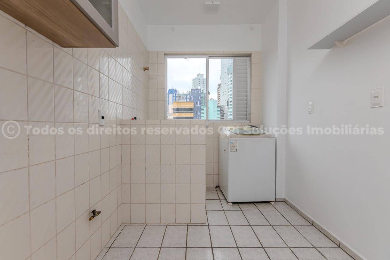 Foto do imóvel Apartamento no Edifício Marquesado em Balneário Camboriú – 2 dormitórios com vista para o mar