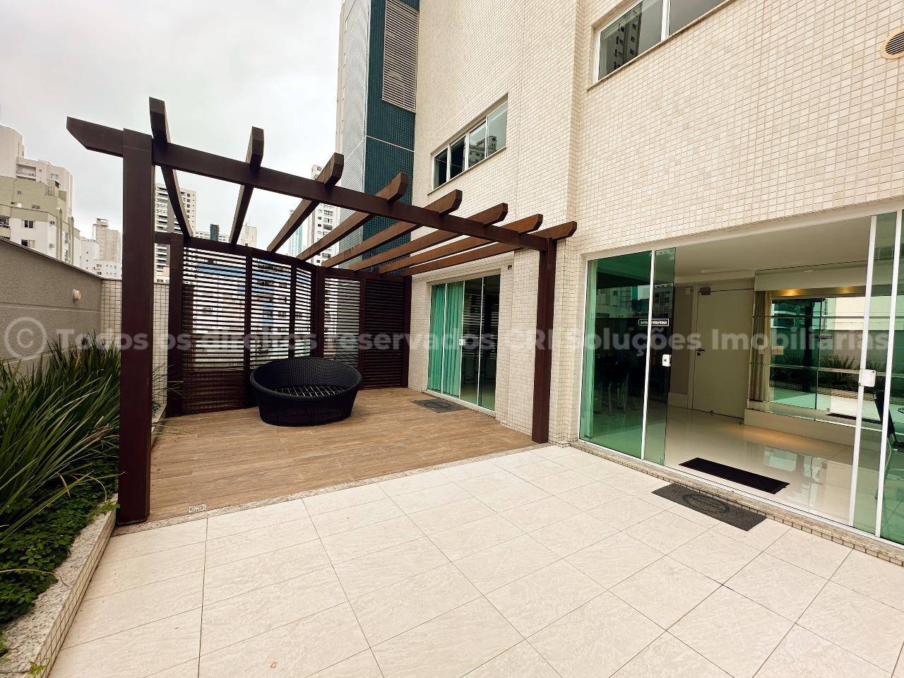 Foto do imóvel Apartamento a venda no Edifício Innovare com 03 Suítes no Centro de Balneário Camboriú.