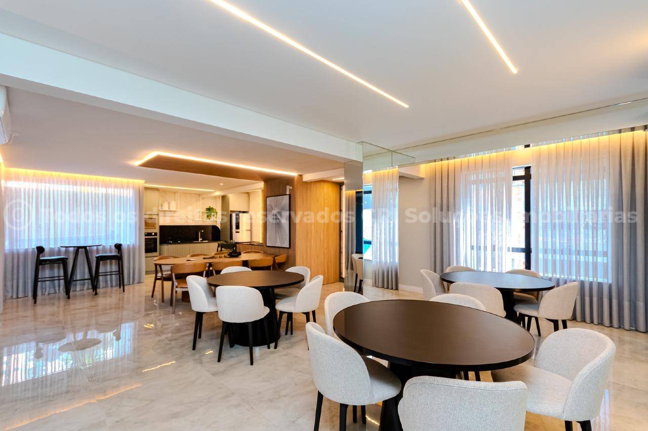 Foto do imóvel Apartamento 2 suítes vazio a venda no edifício Torre Atlântico em Balneário Pereque, Porto Belo