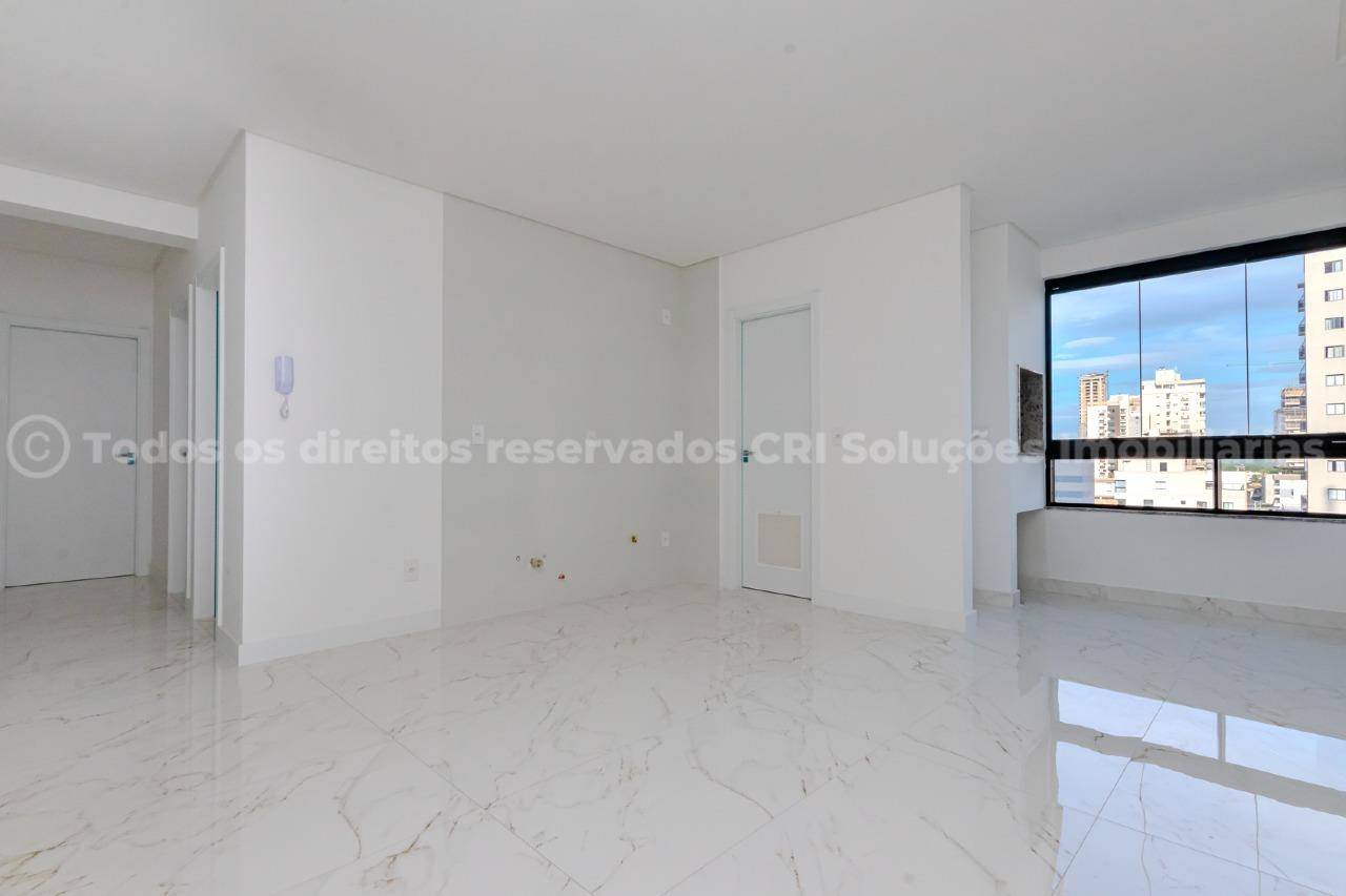 Foto do imóvel Apartamento 2 suítes vazio a venda no edifício Torre Atlântico em Balneário Pereque, Porto Belo