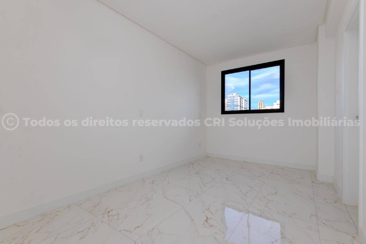 Foto do imóvel Apartamento 2 suítes vazio a venda no edifício Torre Atlântico em Balneário Pereque, Porto Belo