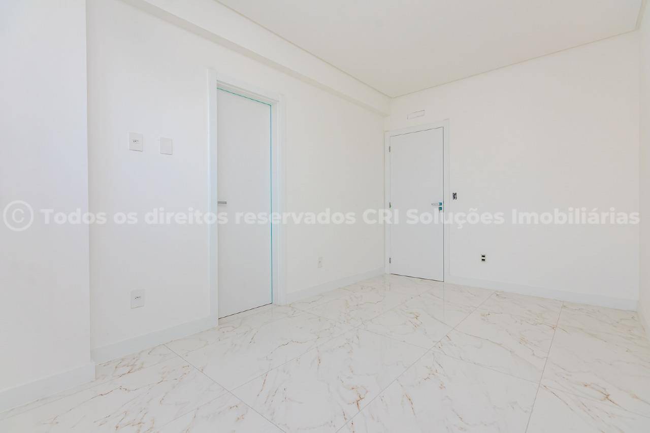 Foto do imóvel Apartamento 2 suítes vazio a venda no edifício Torre Atlântico em Balneário Pereque, Porto Belo