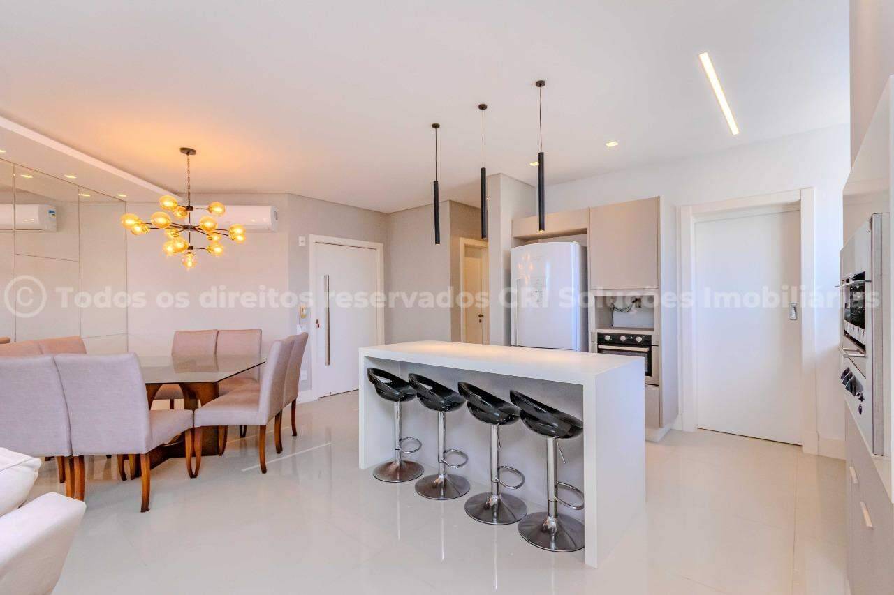 Foto do imóvel Apartamento a venda no Edifício Portinax com 03 Suítes Mobiliado no Centro de Balneário Camboriú.