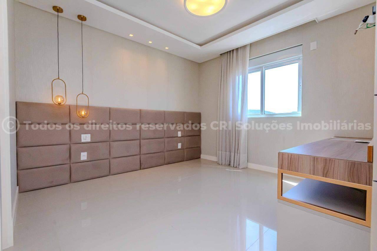 Foto do imóvel Apartamento a venda no Edifício Portinax com 03 Suítes Mobiliado no Centro de Balneário Camboriú.