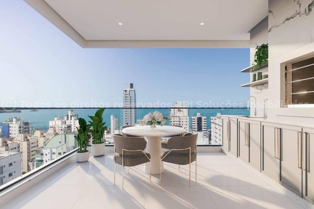 Apartamento com 4 Dormitórios no Half Beach Towers na Meia Praia em Itapema