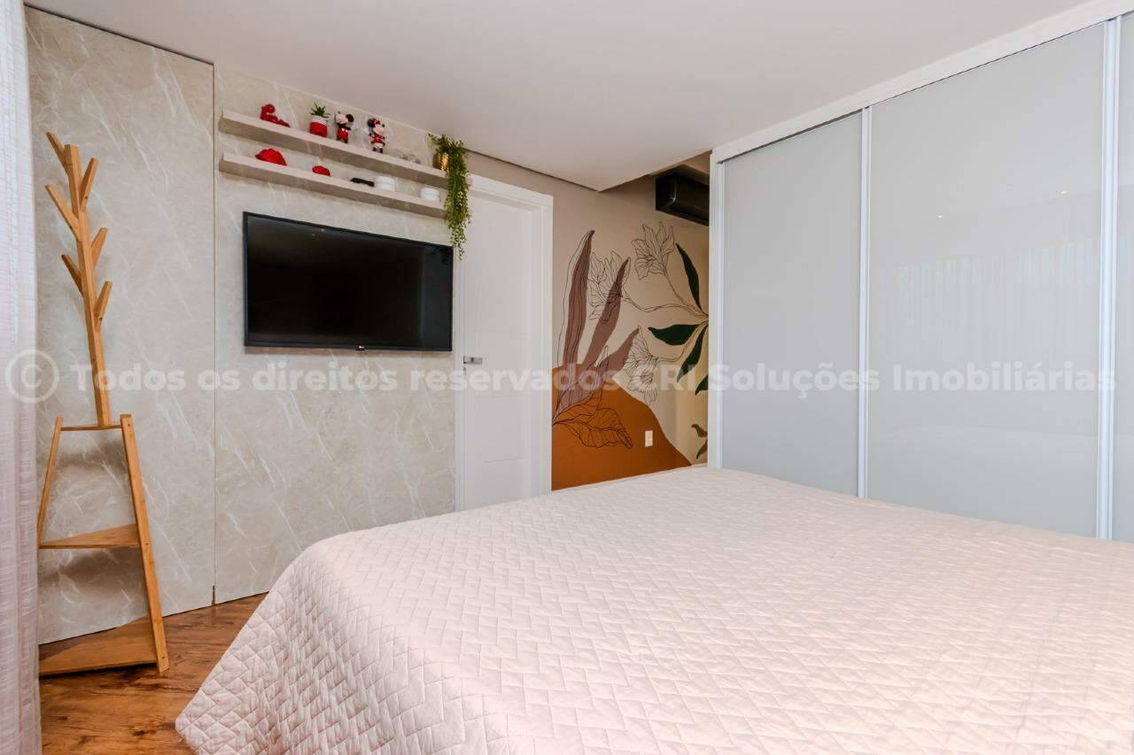 Foto do imóvel Apartamento Mobiliado com 03 suítes á venda no Edifício Marina Residence em Balneário Camboriú