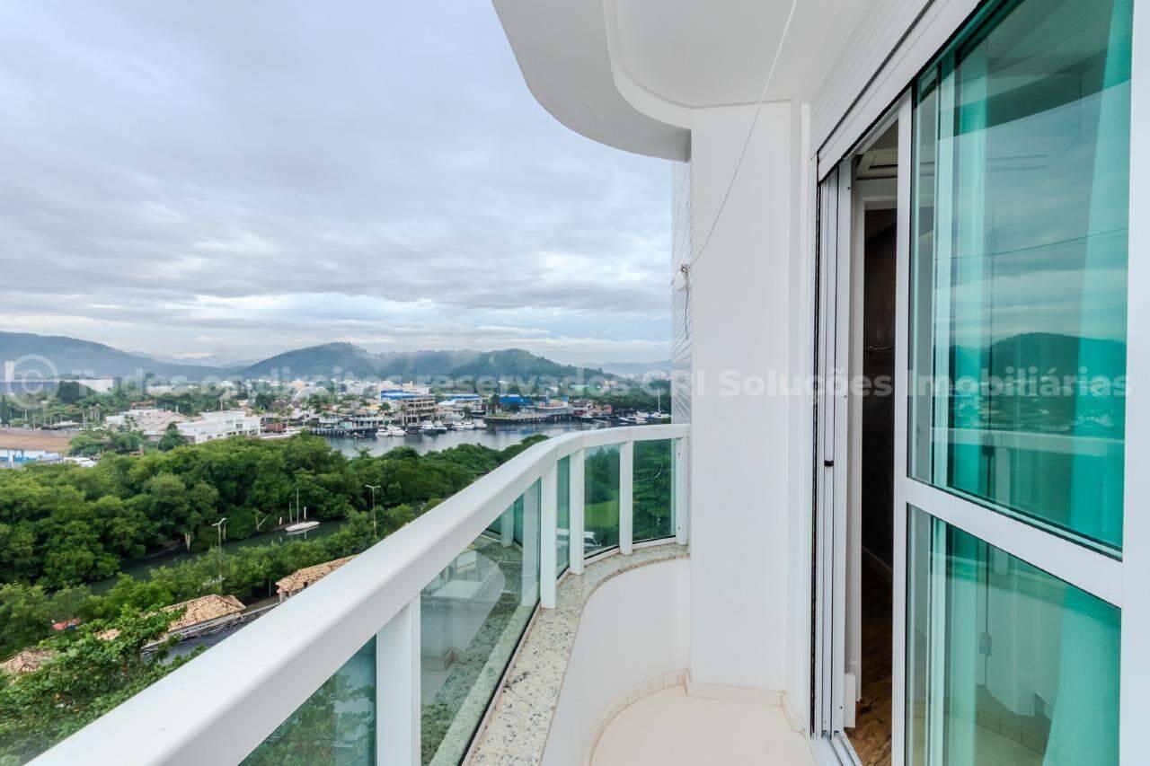 Foto do imóvel Apartamento Mobiliado com 03 suítes á venda no Edifício Marina Residence em Balneário Camboriú