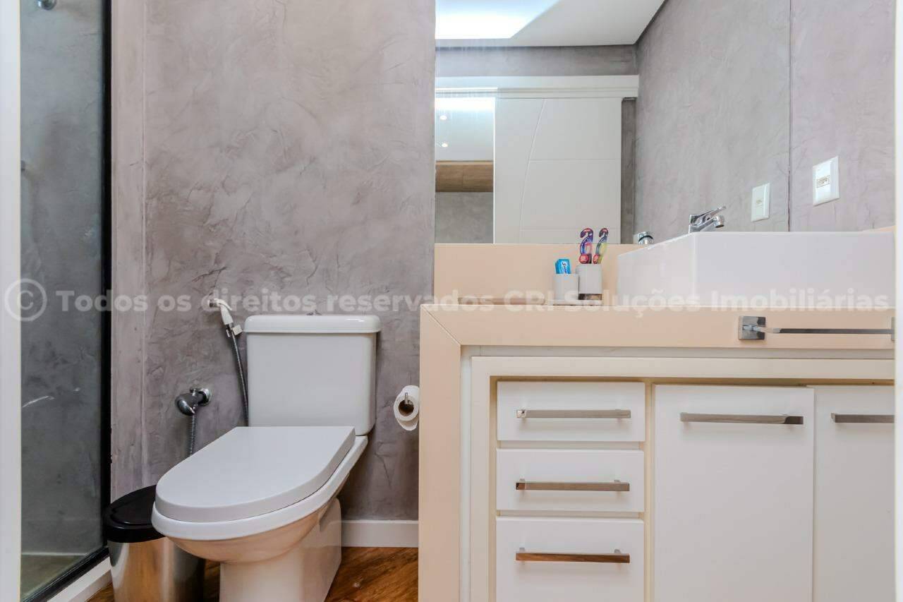 Foto do imóvel Apartamento Mobiliado com 03 suítes á venda no Edifício Marina Residence em Balneário Camboriú