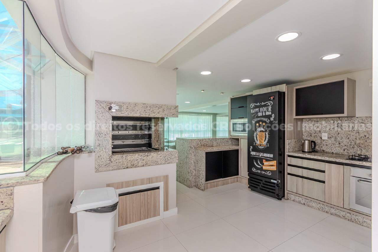 Foto do imóvel Apartamento Mobiliado com 03 suítes á venda no Edifício Marina Residence em Balneário Camboriú