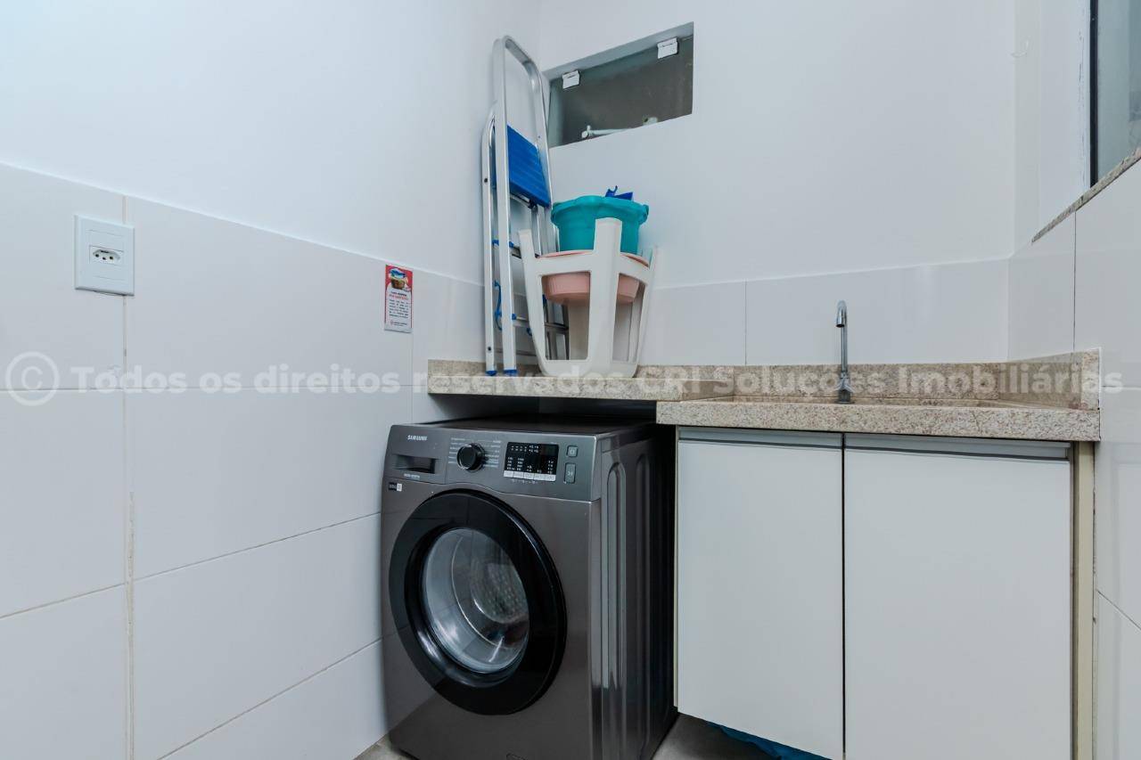 Foto do imóvel Apartamento Mobiliado com 03 Dormitórios á venda no Edifício Dona Rosinha no Centro em Balneário Camboriú