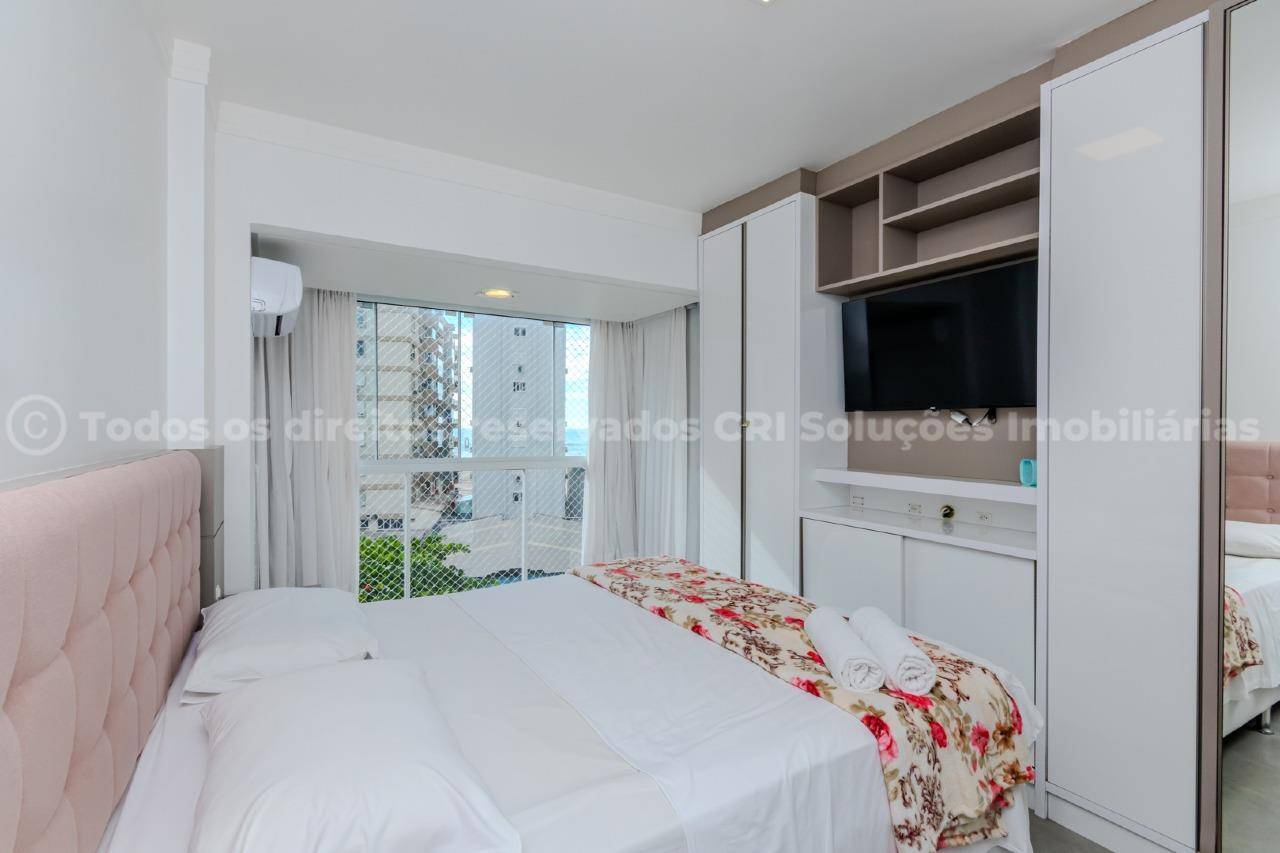 Foto do imóvel Apartamento Mobiliado com 03 Dormitórios á venda no Edifício Dona Rosinha no Centro em Balneário Camboriú