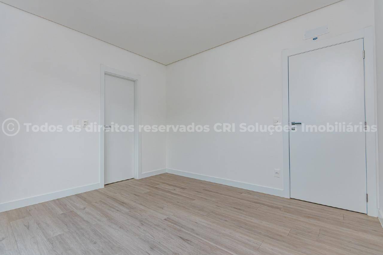 Foto do imóvel Apartamento de 2 suítes no Brava Garden Home Clube na Praia Brava de Itajaí