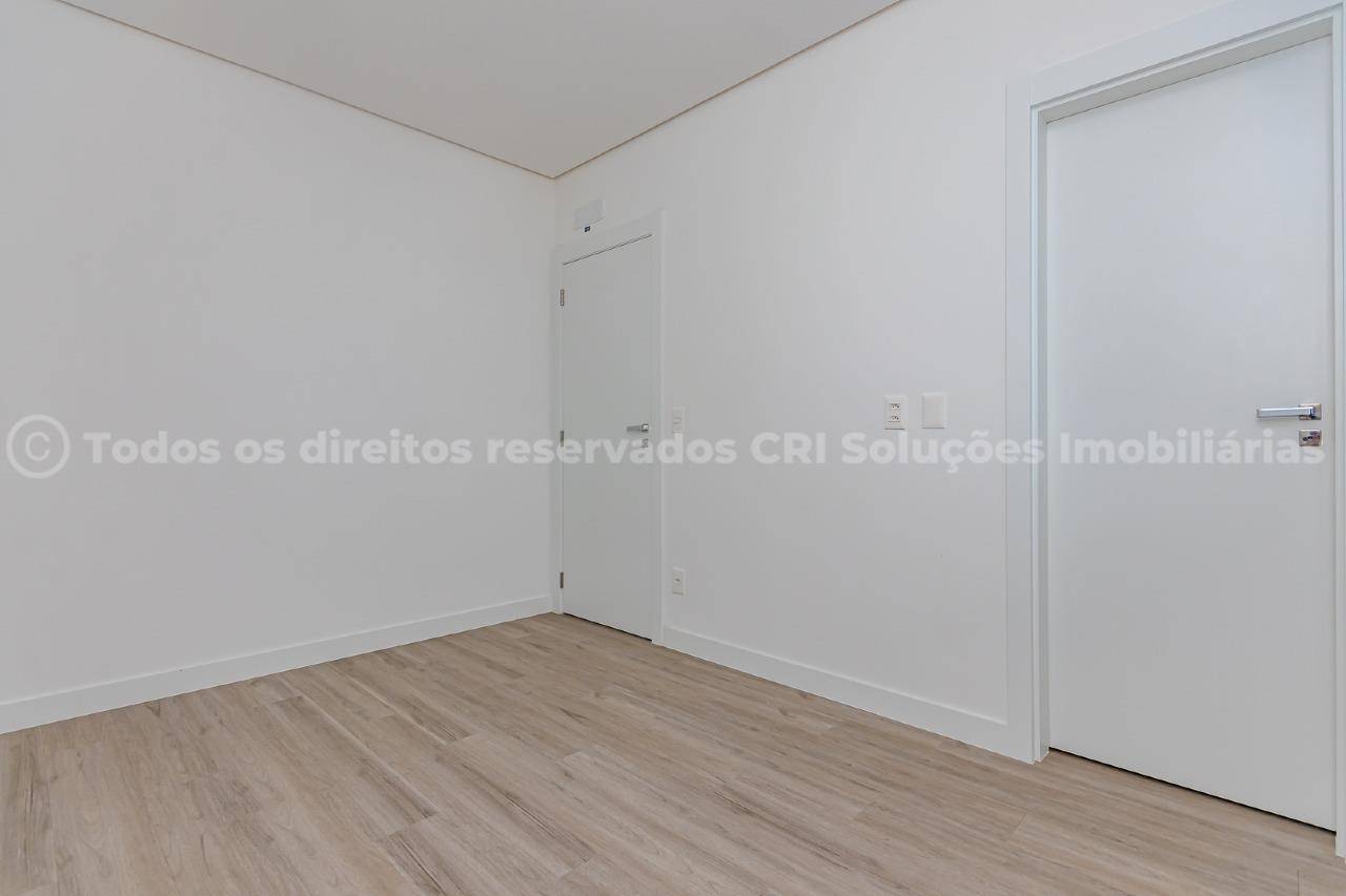 Foto do imóvel Apartamento de 2 suítes no Brava Garden Home Clube na Praia Brava de Itajaí