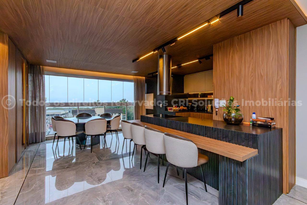 Apartamento com 3 Suítes no edifício Alta Vista no Bairro Fazenda em Itajaí