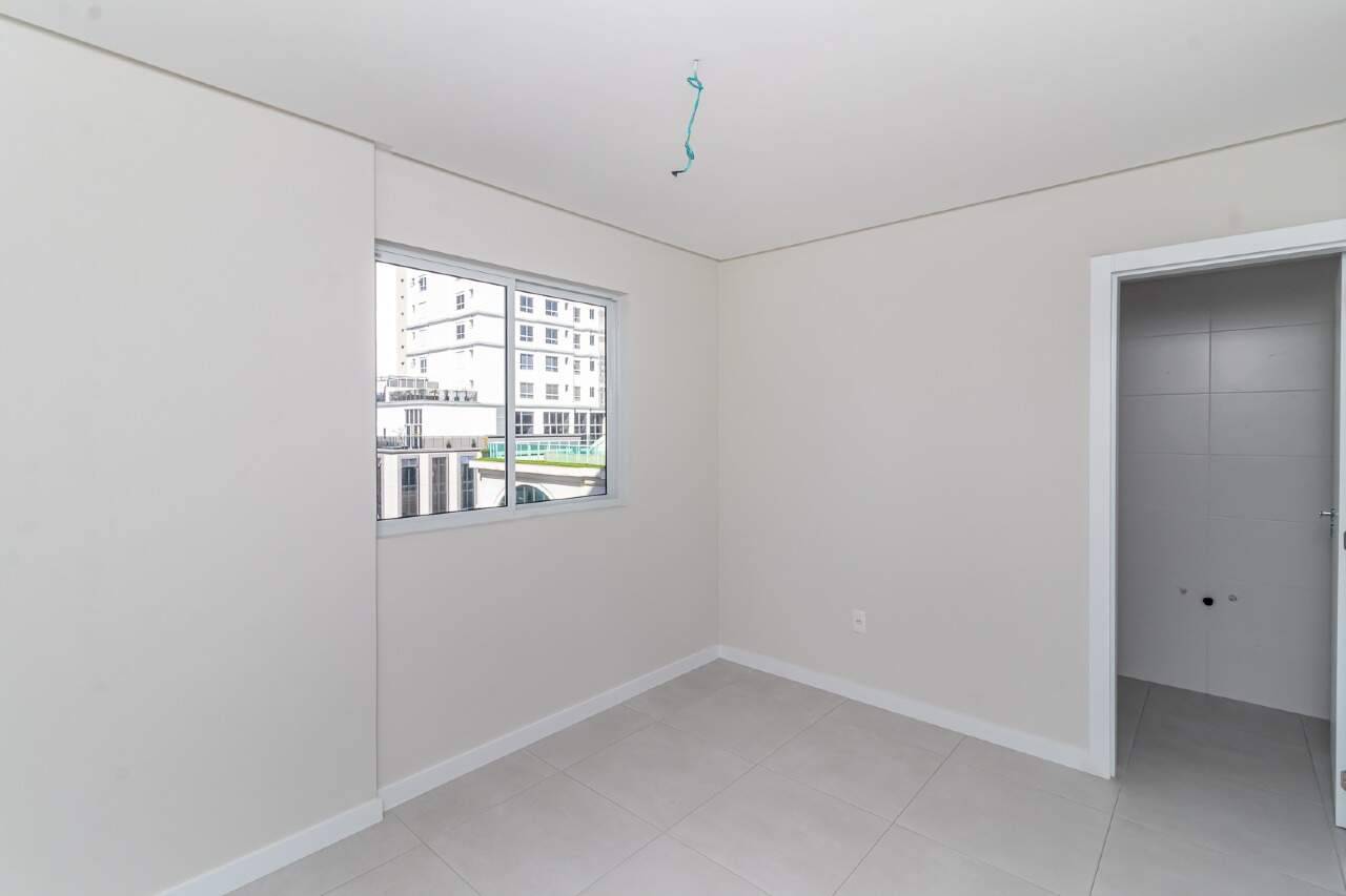 Foto do imóvel Apartamento com 02 Suites + home office á venda no Residencial Sol da Manhã no Centro em Balneário Camboriú