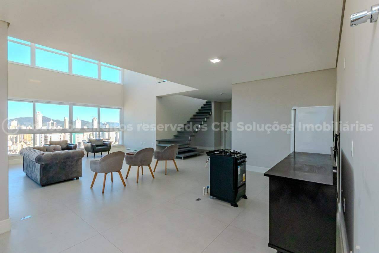 Foto do imóvel Cobertura Vista Mar com 04 Suítes á venda no Edifício Cyano Mare no Centro de Balneário Camboriú