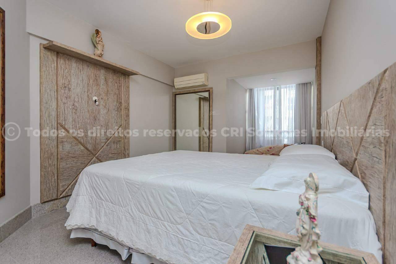 Foto do imóvel Apartamento 4 Suítes Mobiliado à Venda no Edifício Nina Schürmann – Avenida Atlântica, Balneário Camboriú