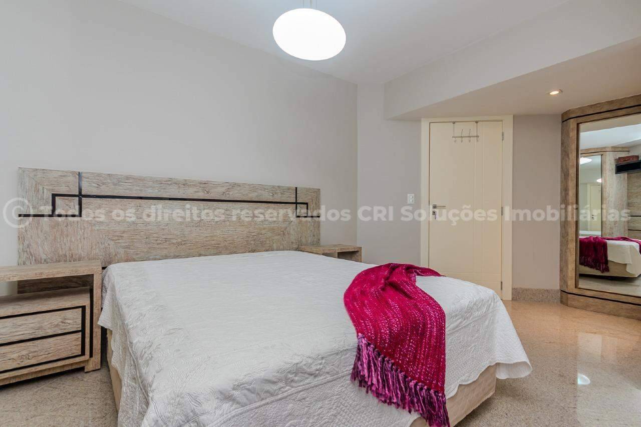 Foto do imóvel Apartamento 4 Suítes Mobiliado à Venda no Edifício Nina Schürmann – Avenida Atlântica, Balneário Camboriú