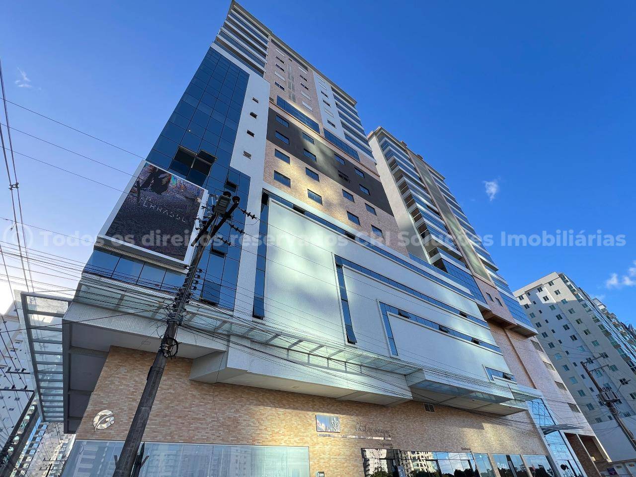 Foto do imóvel Apartamento a venda no Edificio Chateau Unique com 03 Quartos sendo 03 Suites em Itapema Meia Praia