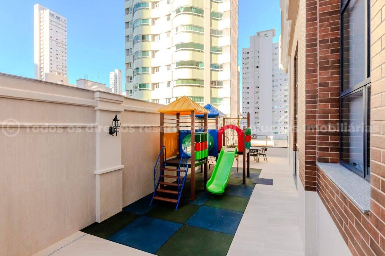 Foto do imóvel Apartamento com 03 Suítes á venda no Edifício Hannover em Balneário Camboriú