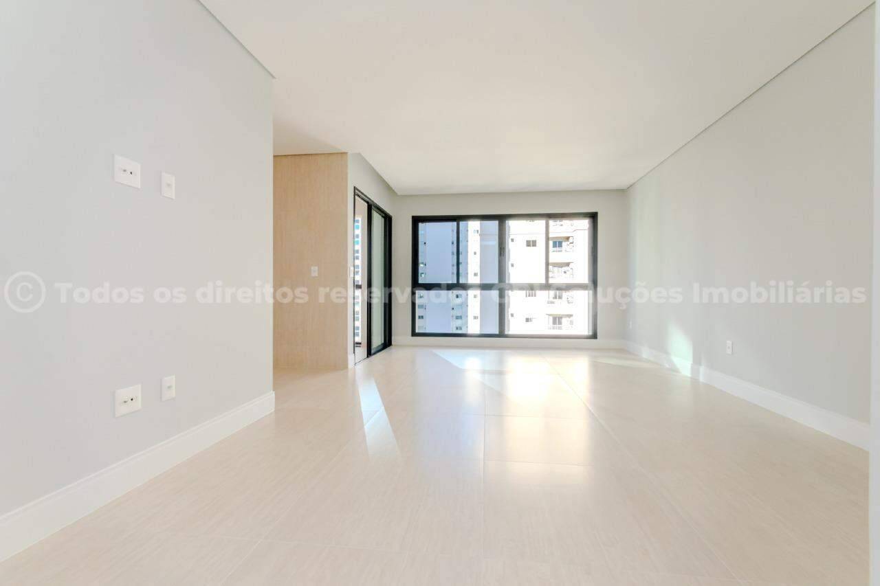 Foto do imóvel Apartamento com 03 Suítes á venda no Edifício Hannover em Balneário Camboriú