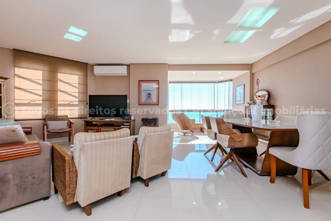 Foto do imóvel Apartamento Mobiliado á venda Vista Mar com 03 Dormitórios no Edifício Ilha de Itacuruçá