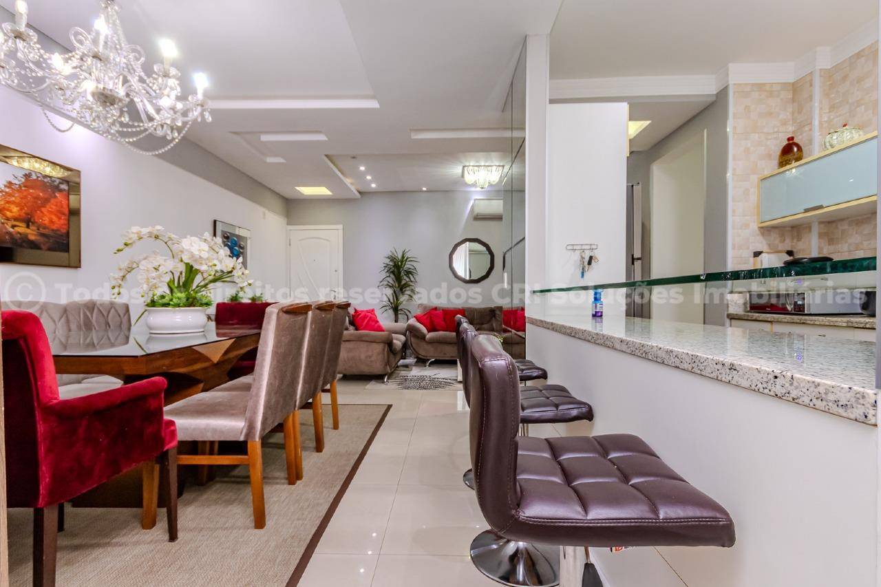 Apartamento com 2 quartos no Edifício Mar Egeu no Centro em Balneário Camboriú