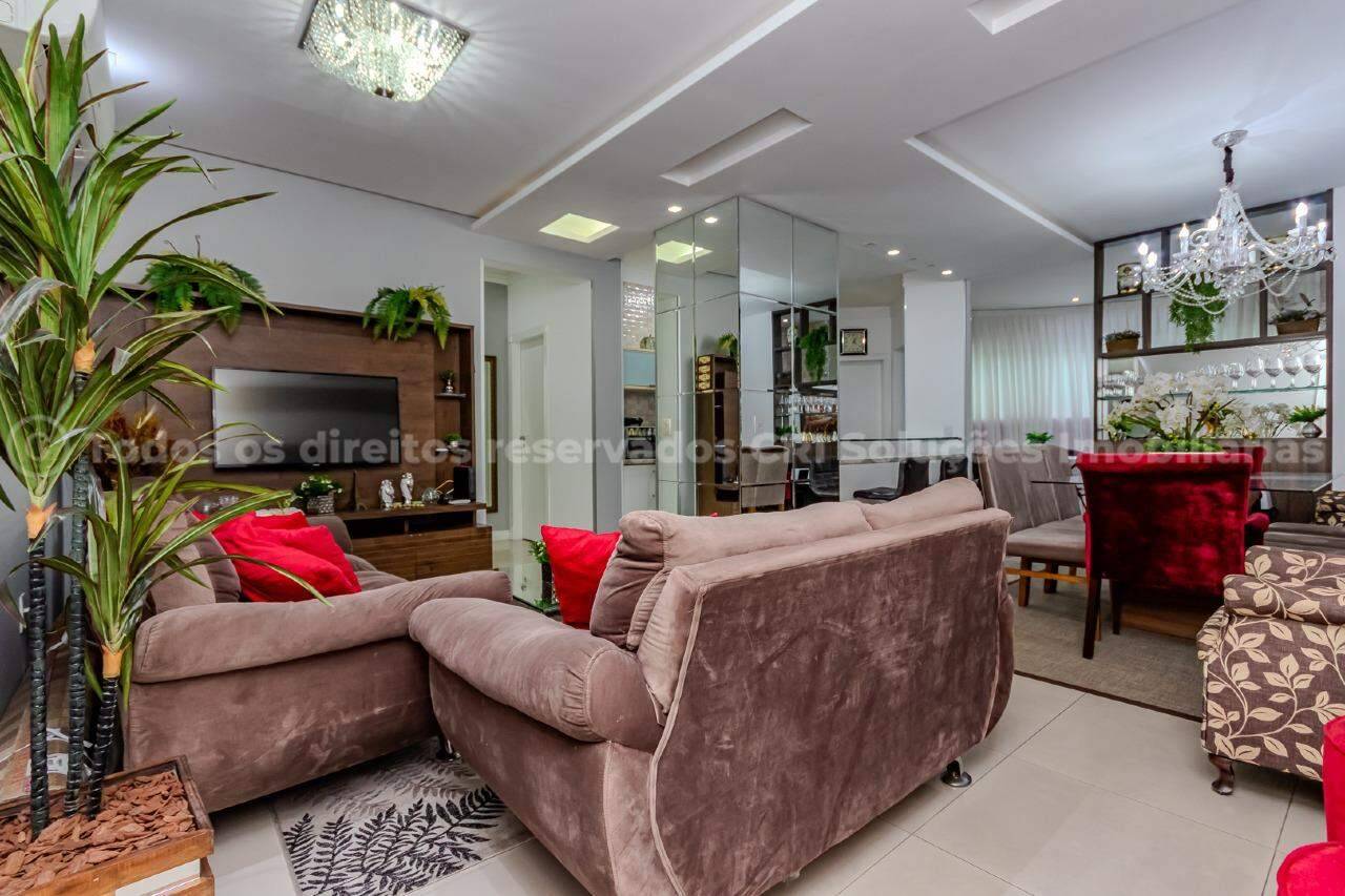 Foto do imóvel Apartamento Mobiliado no Edifício Mar Egeu com 2 Dormitórios (1 Suíte) e 1 Vaga no Centro de Balneário Camboriú