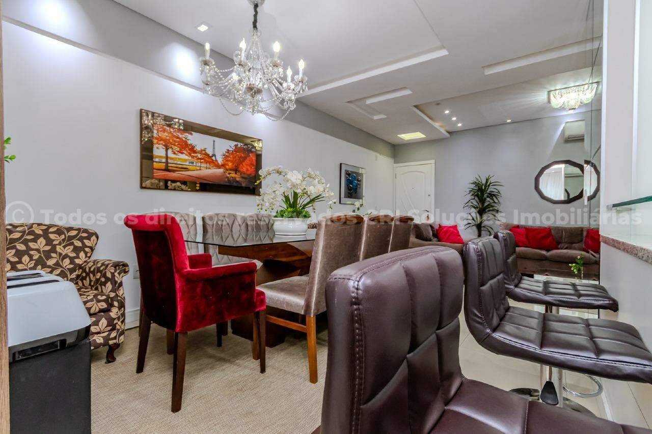 Foto do imóvel Apartamento Mobiliado no Edifício Mar Egeu com 2 Dormitórios (1 Suíte) e 1 Vaga no Centro de Balneário Camboriú