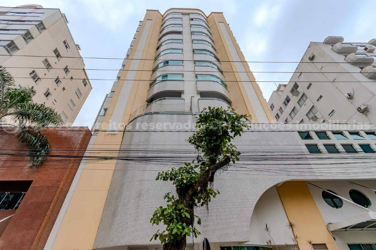 Foto do imóvel Apartamento Mobiliado no Edifício Mar Egeu com 2 Dormitórios (1 Suíte) e 1 Vaga no Centro de Balneário Camboriú
