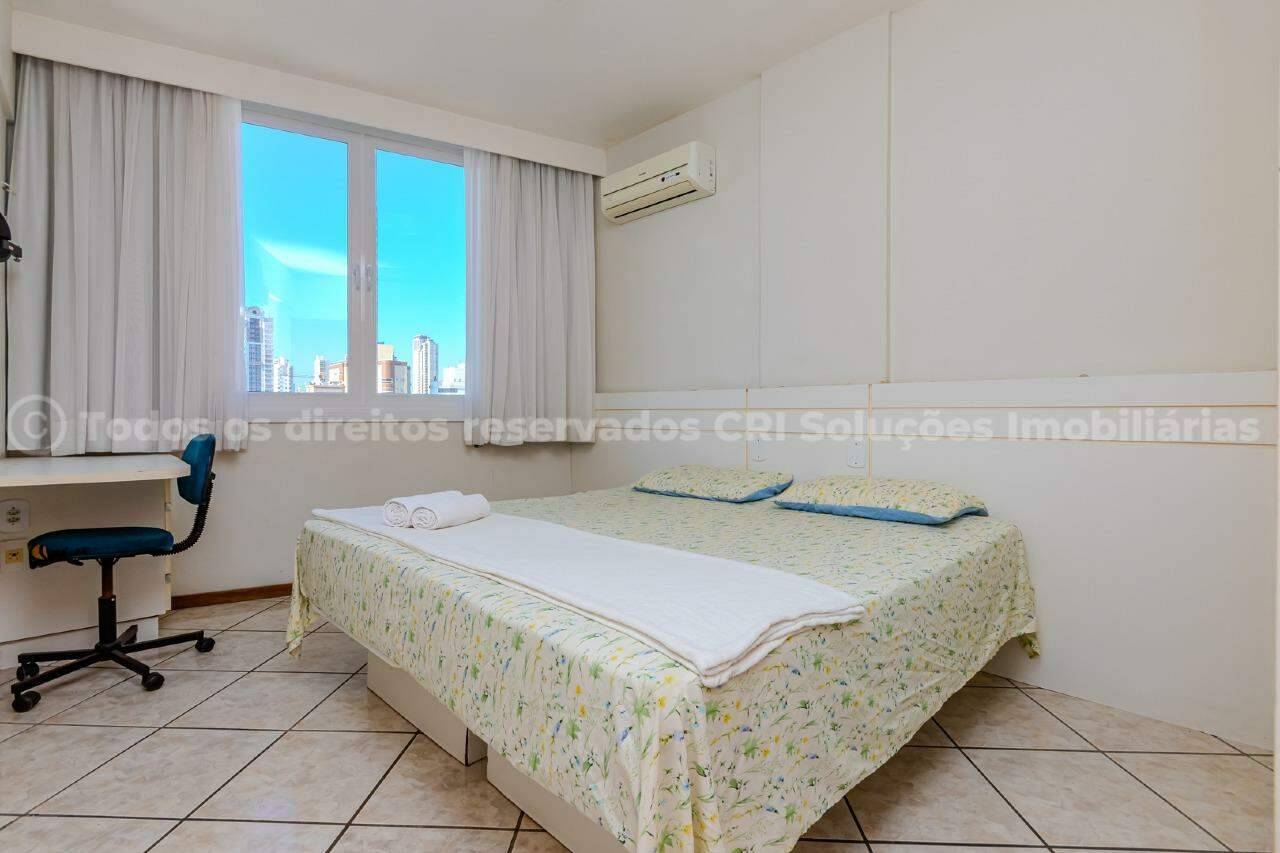 Foto do imóvel Apartamento frente mar no Edificio Imperador em Balneário Camboriú. 