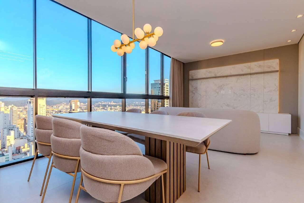 Foto do imóvel Apartamento no Edifício Soho Village á venda com 04 Dormitórios no Centro de Balneário Camboriú