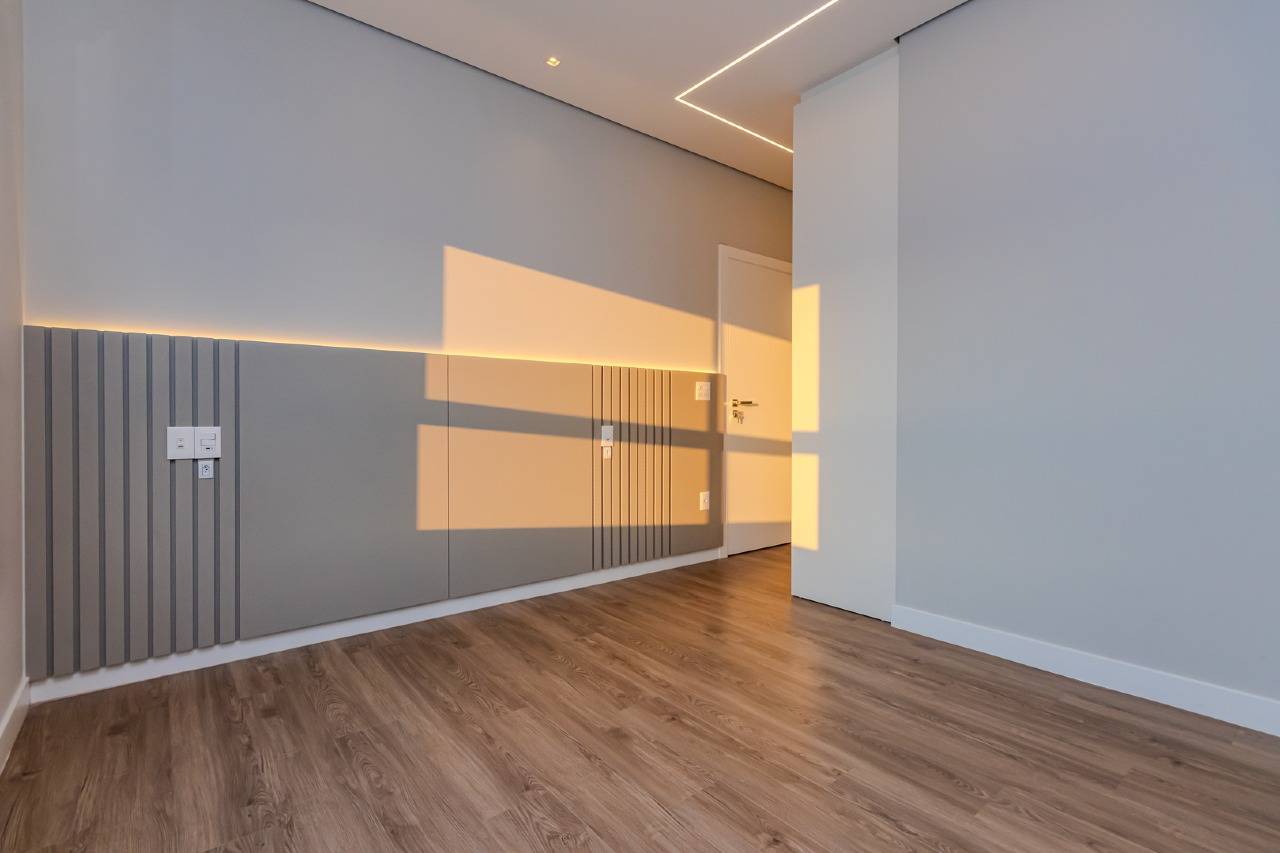 Foto do imóvel Apartamento no Edifício Soho Village á venda com 04 Dormitórios no Centro de Balneário Camboriú
