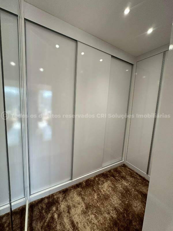 Foto do imóvel Apartamento Alto Padrão com Vista Mar e 4 Suítes no Dubai Tower – Meia Praia, Itapema/SC
