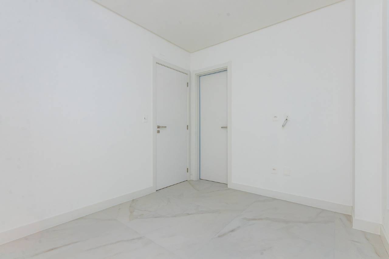 Foto do imóvel Apartamento a venda com 2 suítes e 2 vagas de garagem no Surfers Paradise na Praia Brava em Itajaí