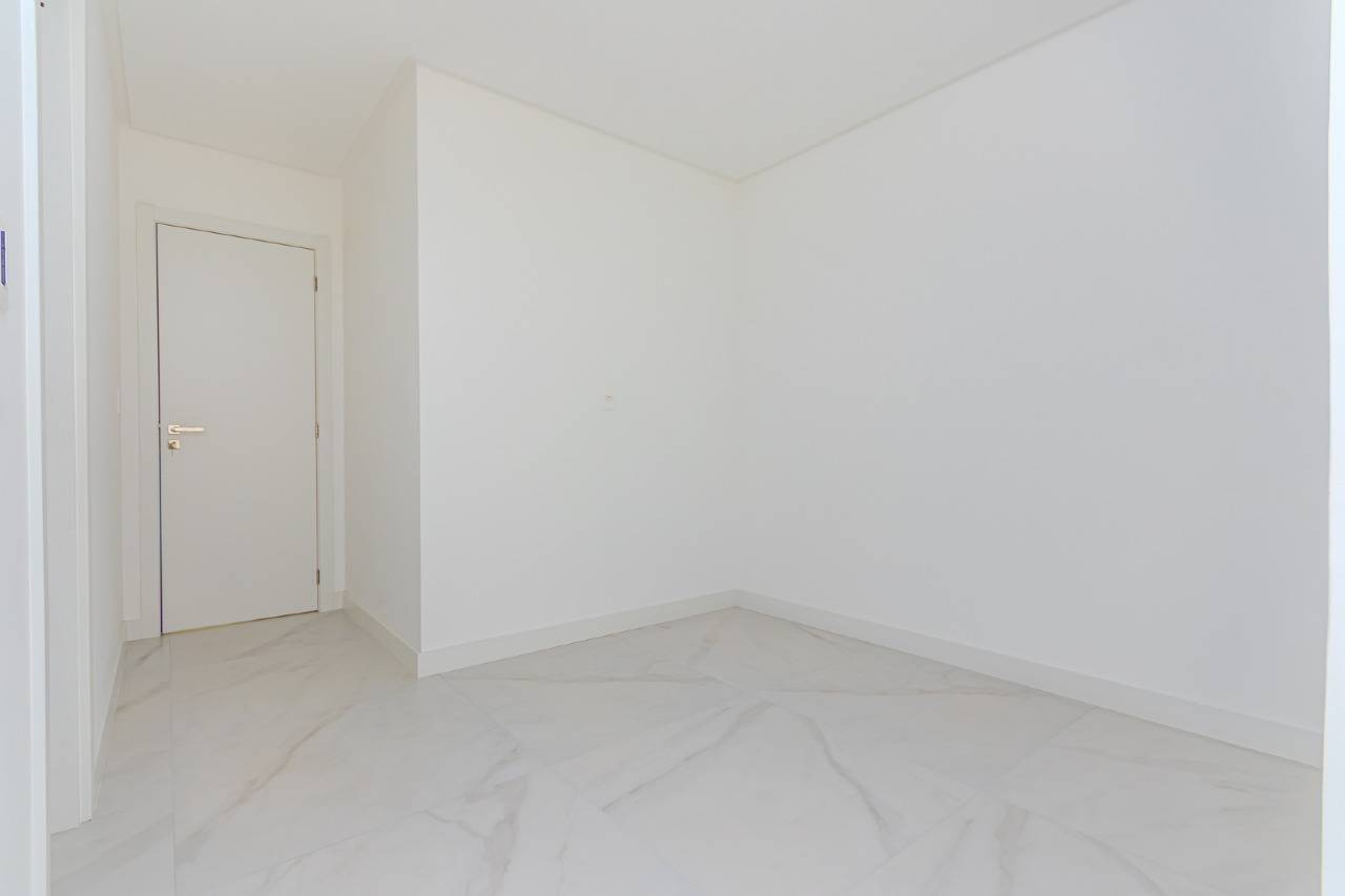 Foto do imóvel Apartamento a venda com 2 suítes e 2 vagas de garagem no Surfers Paradise na Praia Brava em Itajaí