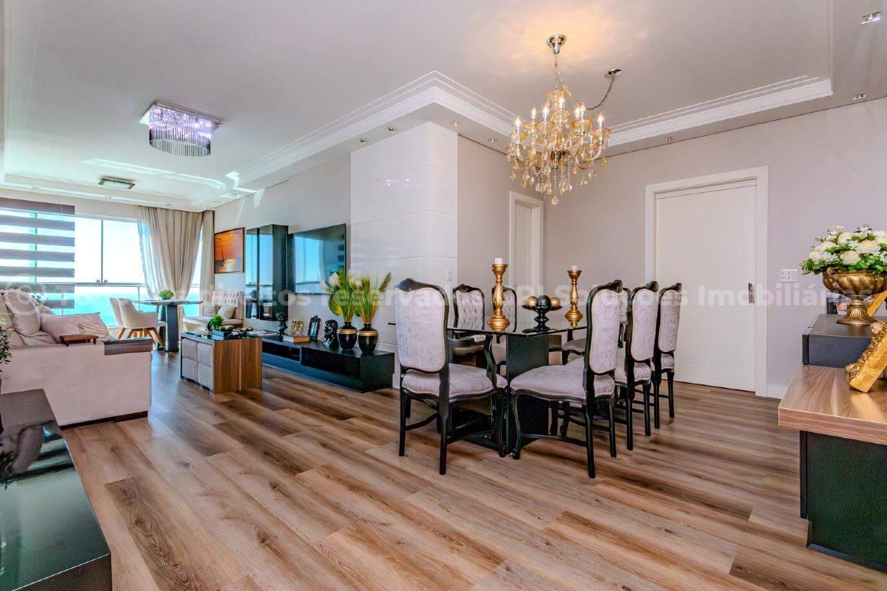 Foto do imóvel Apartamento á venda com 4 dormitórios no Villa Serena Home Club Residence na Barra Sul de Balneário Camboriú