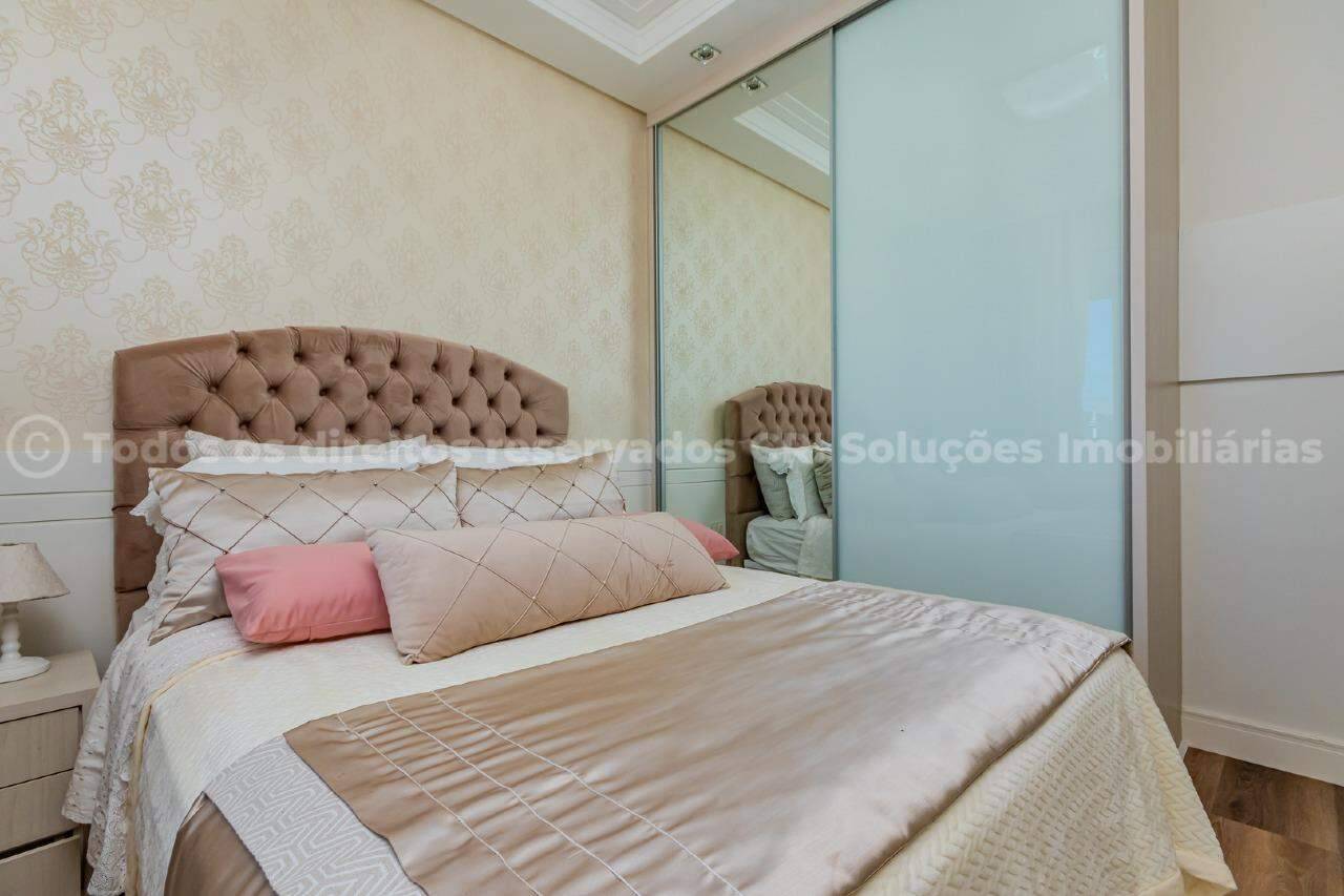 Foto do imóvel Apartamento á venda com 4 dormitórios no Villa Serena Home Club Residence na Barra Sul de Balneário Camboriú