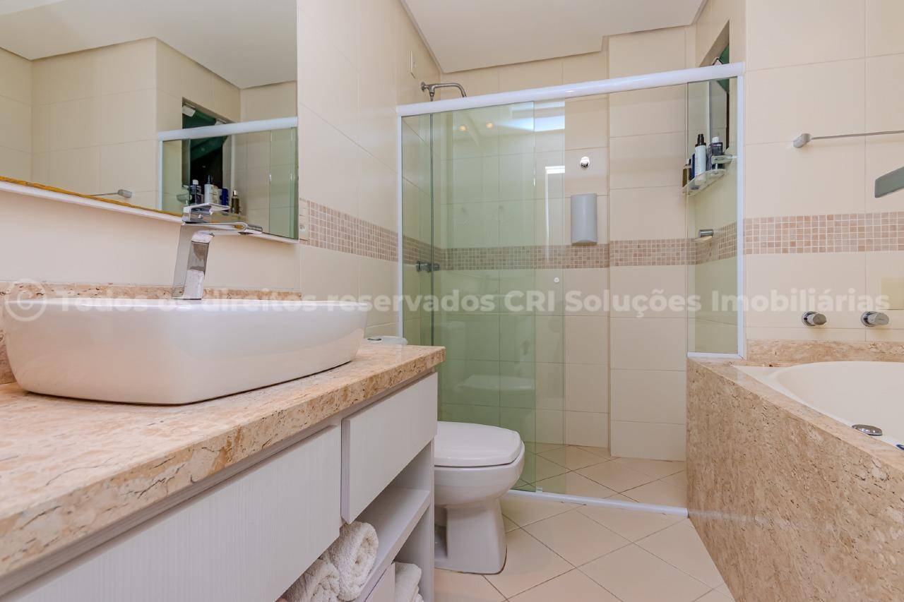 Foto do imóvel Apartamento a venda no Edifício Villa do Mar com 04 Dormitórios 04 Suítes na Meia Praia em Itapema.