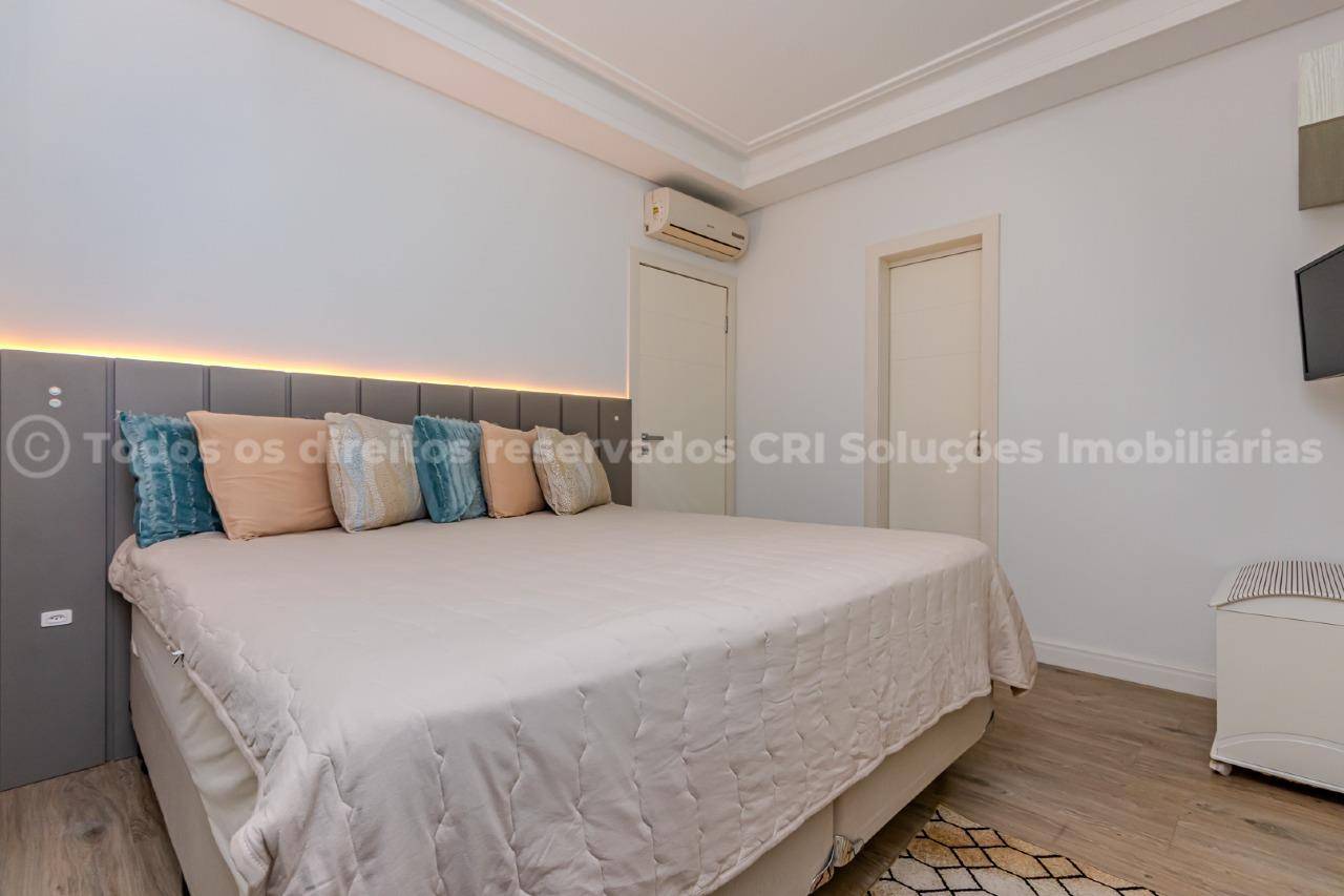 Foto do imóvel Apartamento a venda no Edifício Villa do Mar com 04 Dormitórios 04 Suítes na Meia Praia em Itapema.