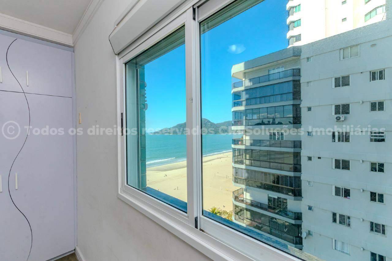 Foto do imóvel Apartamento frente mar com 3 suítes na Avenida Atlântica de Balneário Camboriú