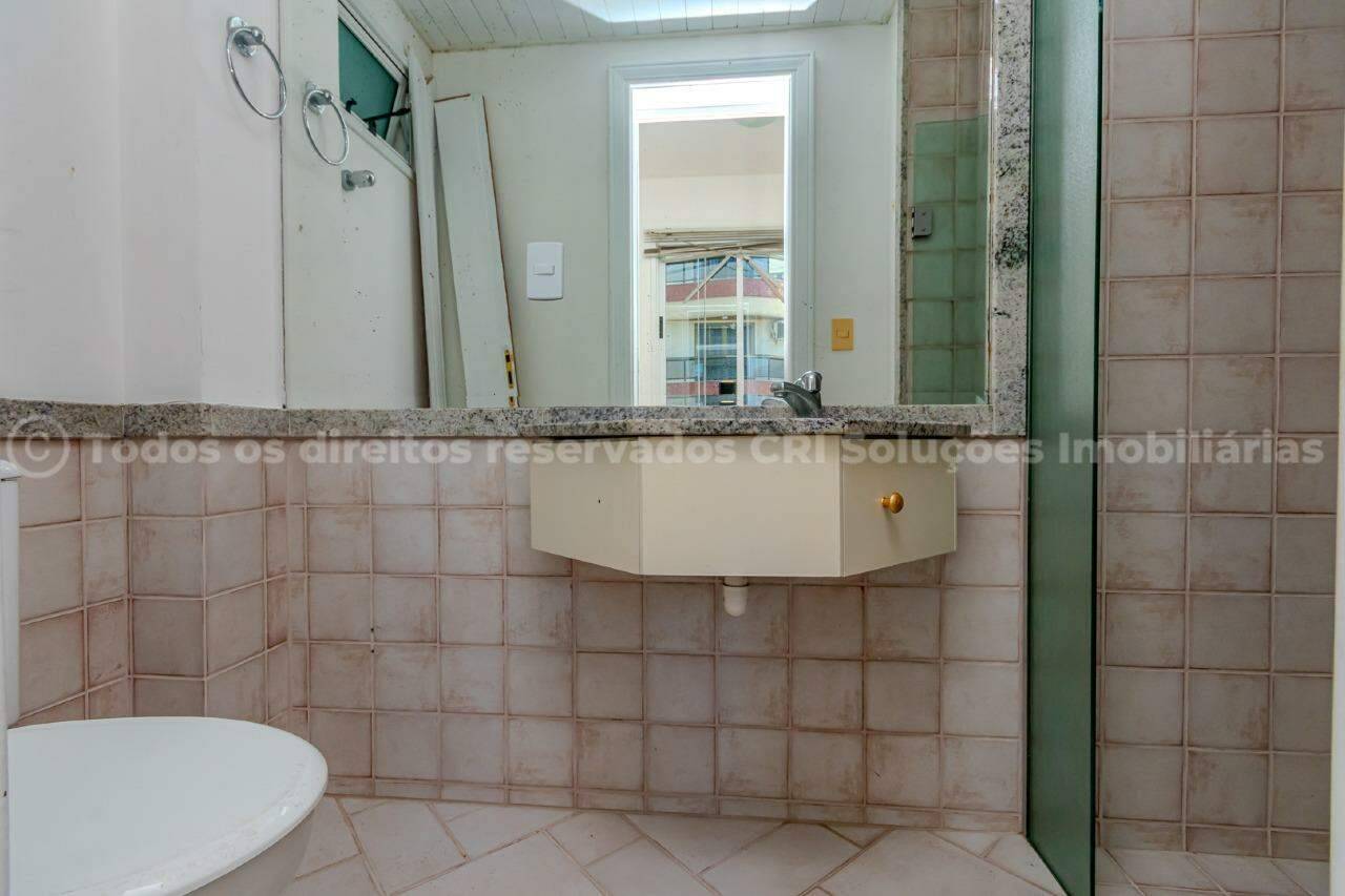 Foto do imóvel Apartamento frente mar com 3 suítes na Avenida Atlântica de Balneário Camboriú