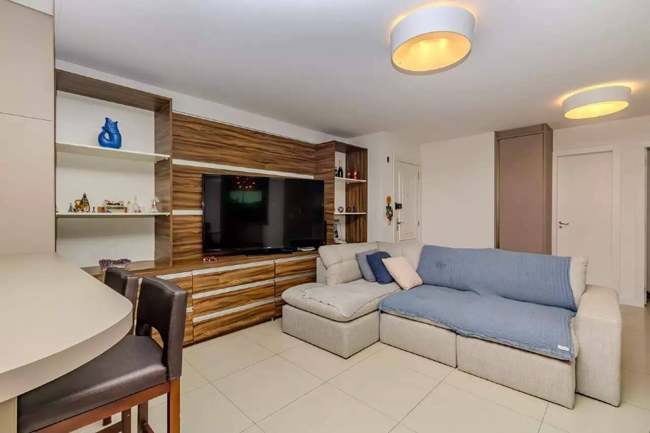 Foto do imóvel Apartamento 3 Dormitórios à Venda no Edifício Maria Regina – Centro, Balneário Camboriú