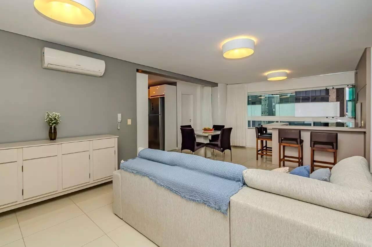 Foto do imóvel Apartamento 3 Dormitórios à Venda no Edifício Maria Regina – Centro, Balneário Camboriú